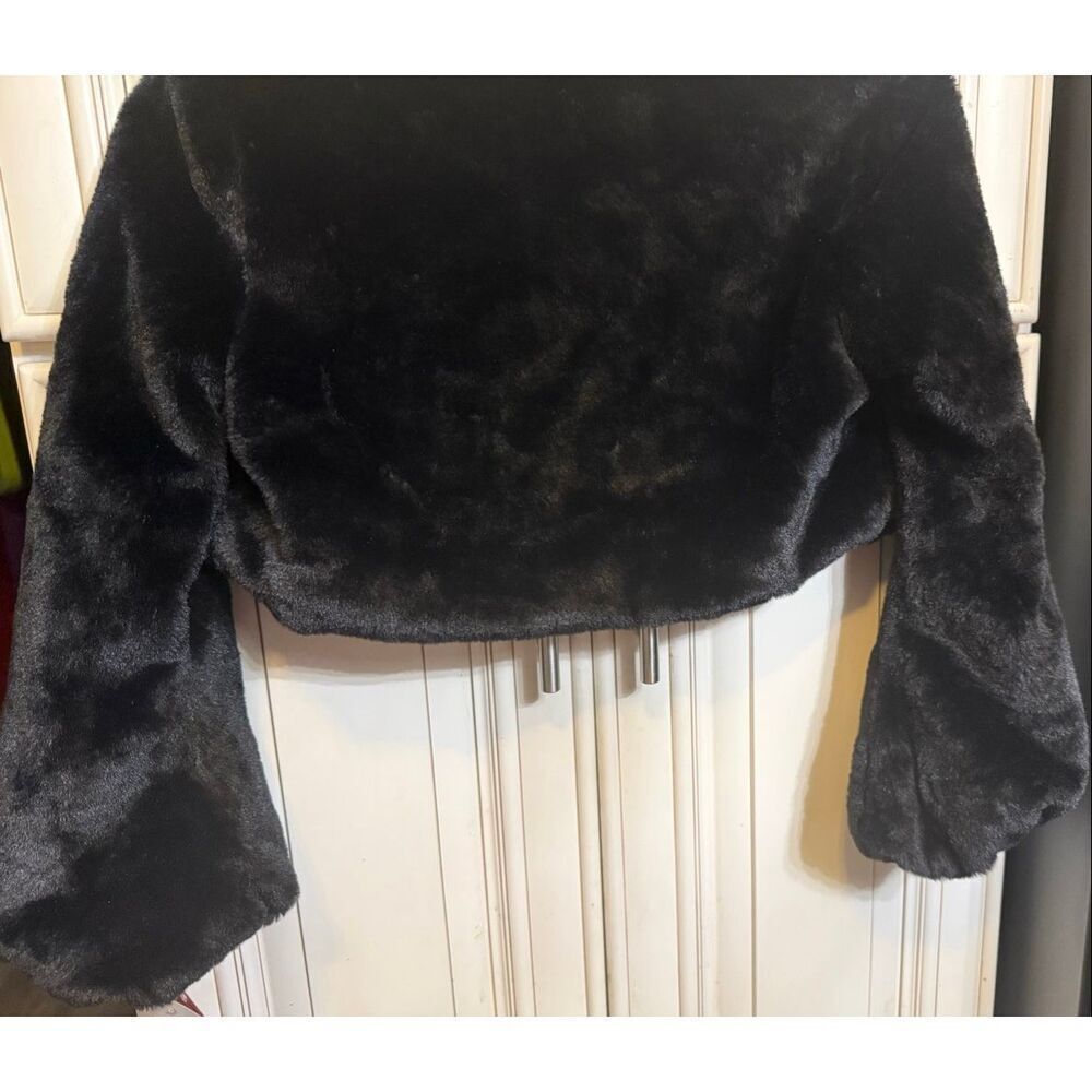 Rare Editions Girl's Faux Fur Short Cape Cardigan Sweater Black Size 10 NWT
